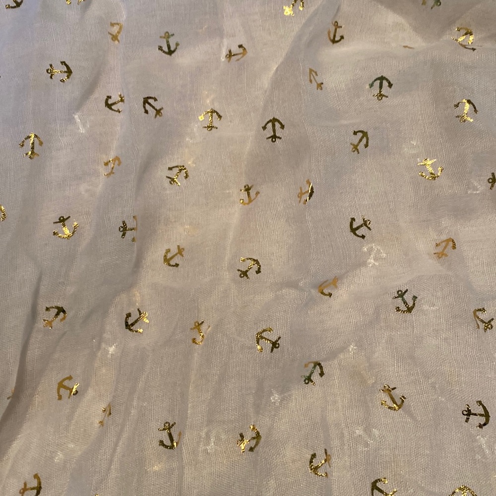 NWT Top it Off white infinity scarf with gold anchors